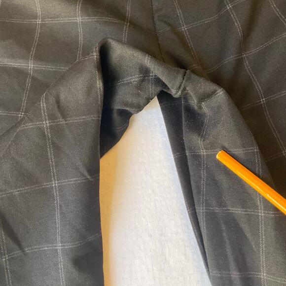 Max Studio Women Khaki Jeggings size 29 Black Plaid Tummy Control Stretch PullOn - Picture 11 of 11